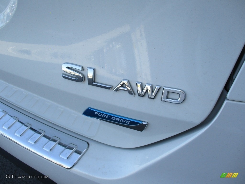 2014 Rogue S AWD - Moonlight White / Almond photo #6