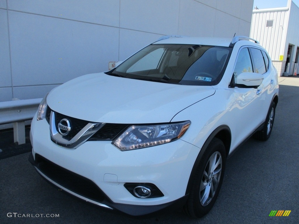 2014 Rogue S AWD - Moonlight White / Almond photo #10