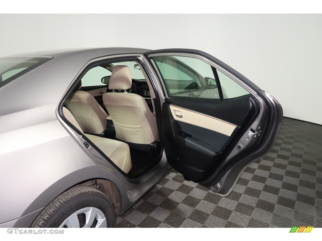 2016 Corolla LE - Brown Sugar Metallic / Ivory photo #27