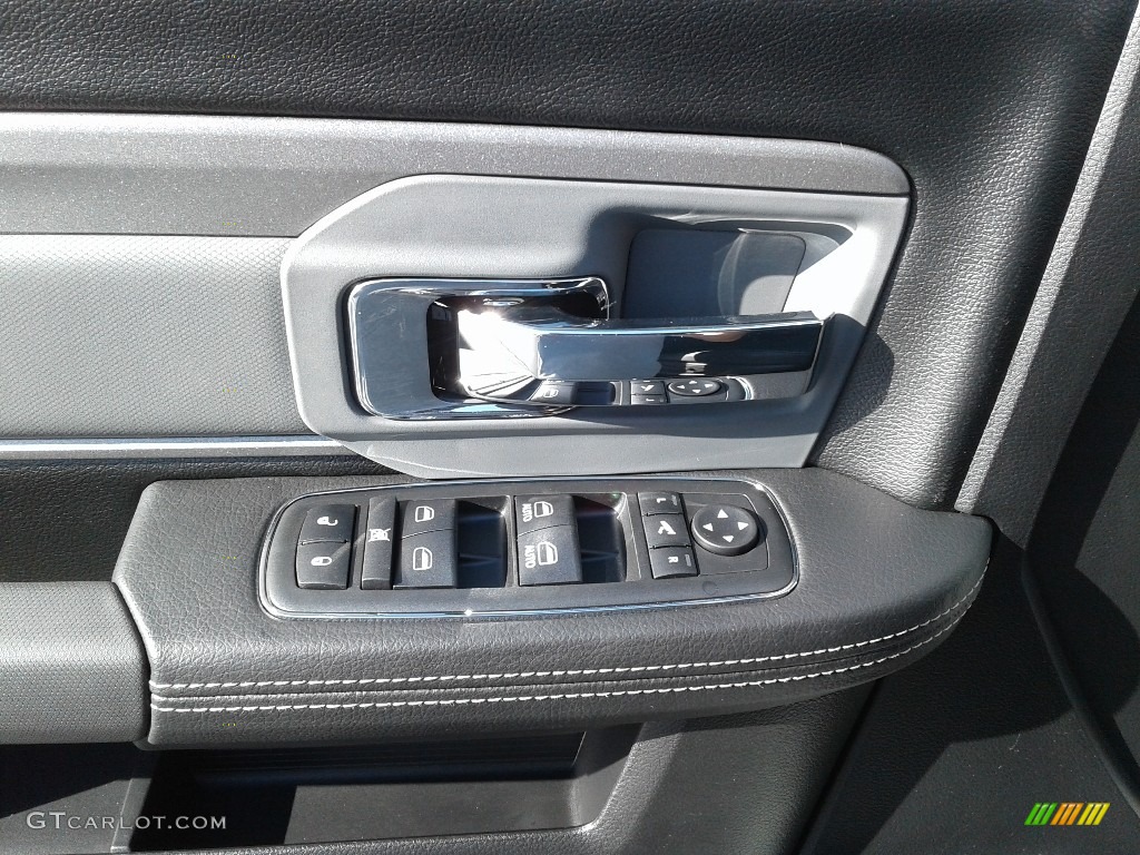 2018 Ram 2500 Power Wagon Crew Cab 4x4 Controls Photo #126911085
