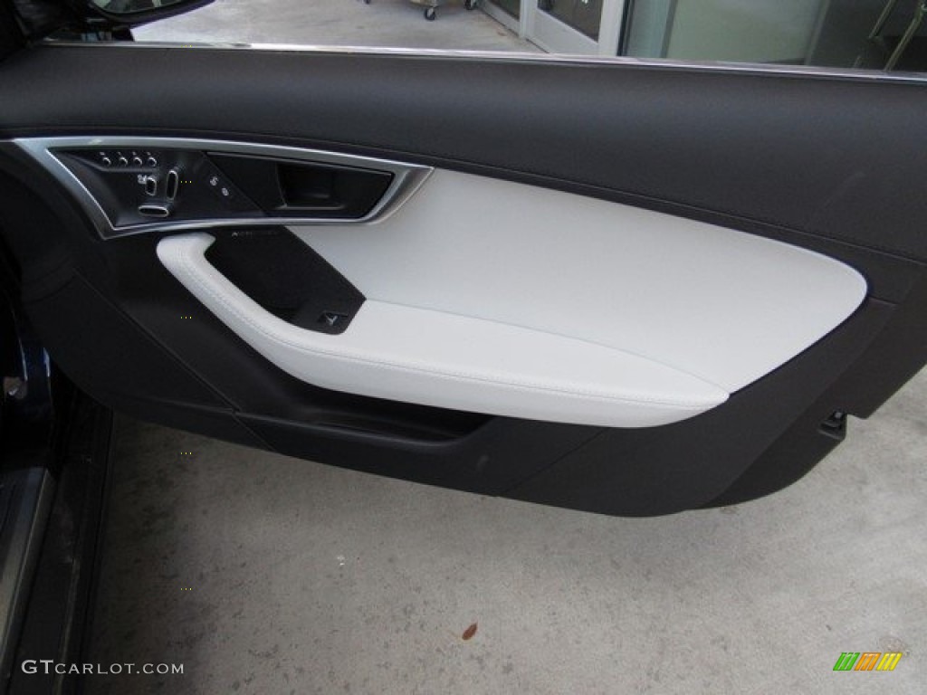 2018 Jaguar F-Type Coupe Cirrus Door Panel Photo #126911118