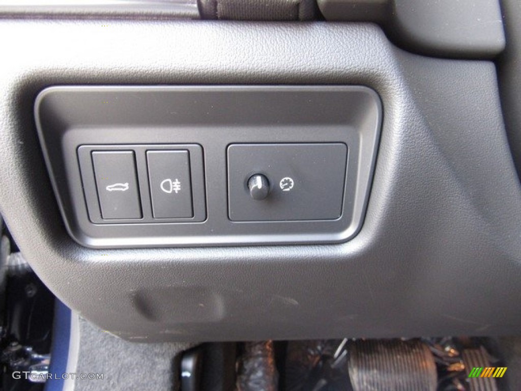 2018 Jaguar F-Type Coupe Controls Photo #126911265