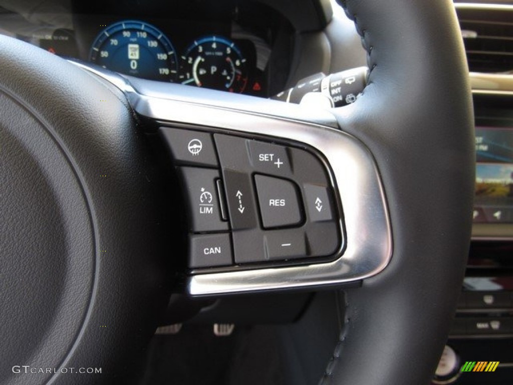 2018 Jaguar F-PACE S AWD Steering Wheel Photos