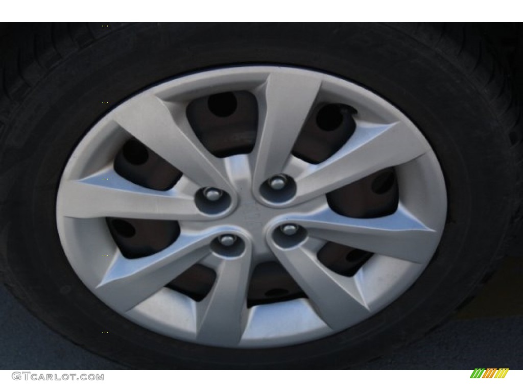 2013 Rio LX 5-Door - Bright Silver / Black photo #11