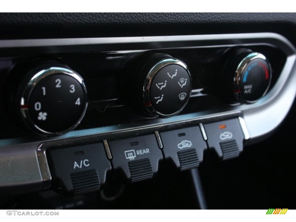 2013 Rio LX 5-Door - Bright Silver / Black photo #18