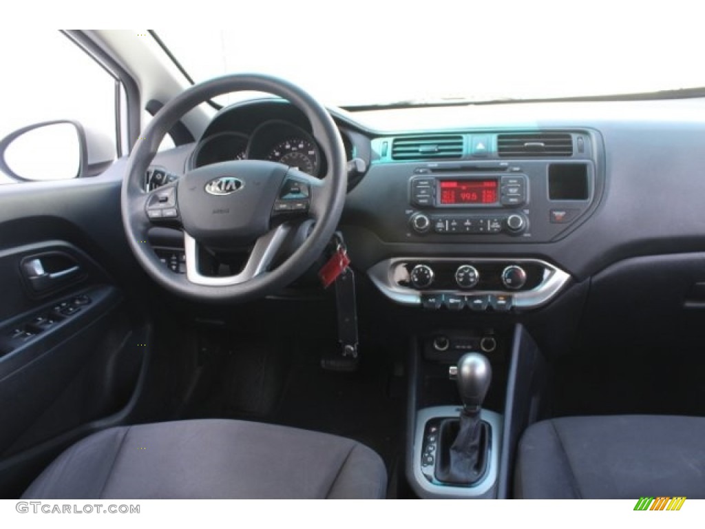2013 Rio LX 5-Door - Bright Silver / Black photo #26