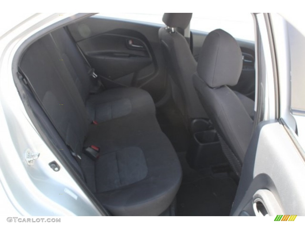 2013 Rio LX 5-Door - Bright Silver / Black photo #30