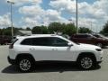 2019 Bright White Jeep Cherokee Latitude  photo #6