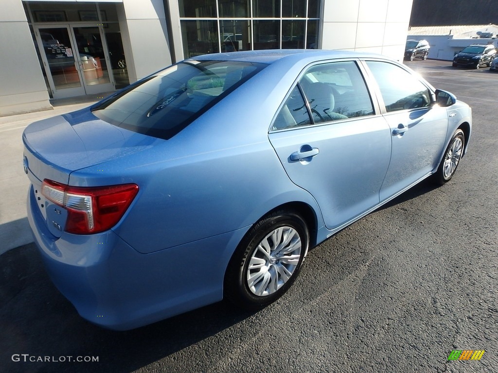 2012 Camry Hybrid LE - Clearwater Blue Metallic / Light Gray photo #2