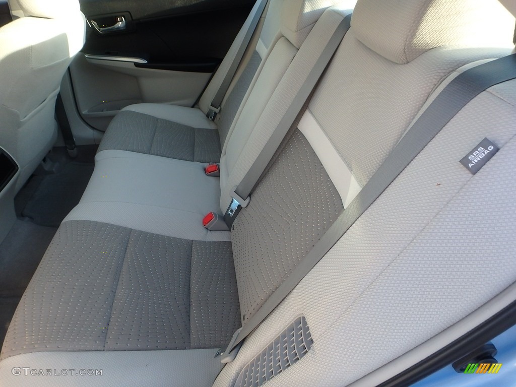 2012 Camry Hybrid LE - Clearwater Blue Metallic / Light Gray photo #16