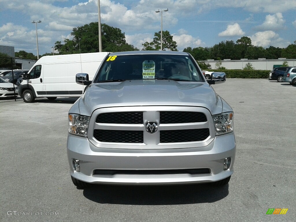 2018 1500 Express Crew Cab 4x4 - Bright Silver Metallic / Black/Diesel Gray photo #8