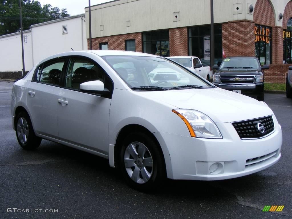 2008 Sentra 2.0 - Fresh Powder White / Beige photo #2