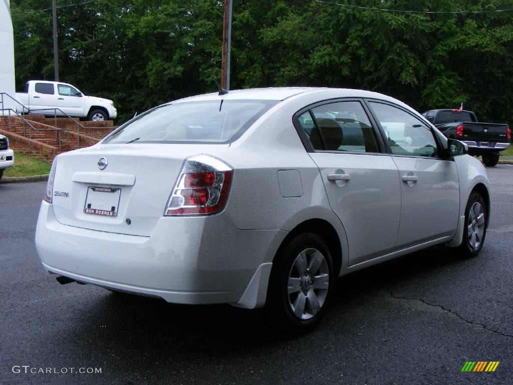2008 Sentra 2.0 - Fresh Powder White / Beige photo #3