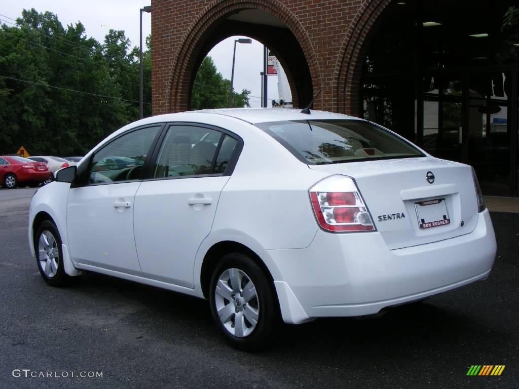 2008 Sentra 2.0 - Fresh Powder White / Beige photo #4
