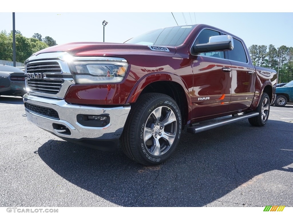 2019 1500 Laramie Crew Cab 4x4 - Delmonico Red Pearl / Black photo #3