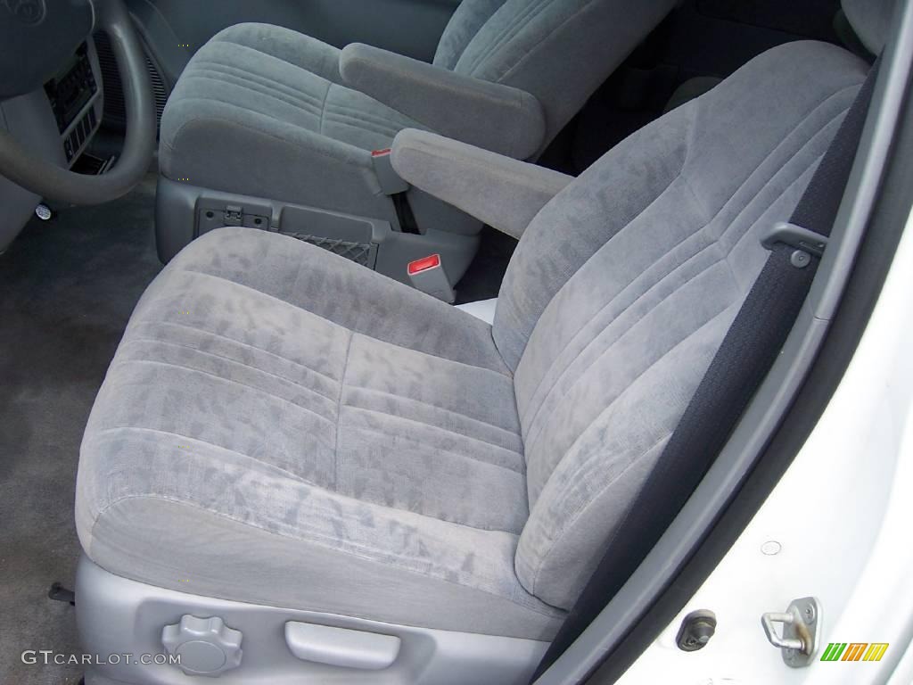 2003 Sienna LE - Super White / Gray photo #9