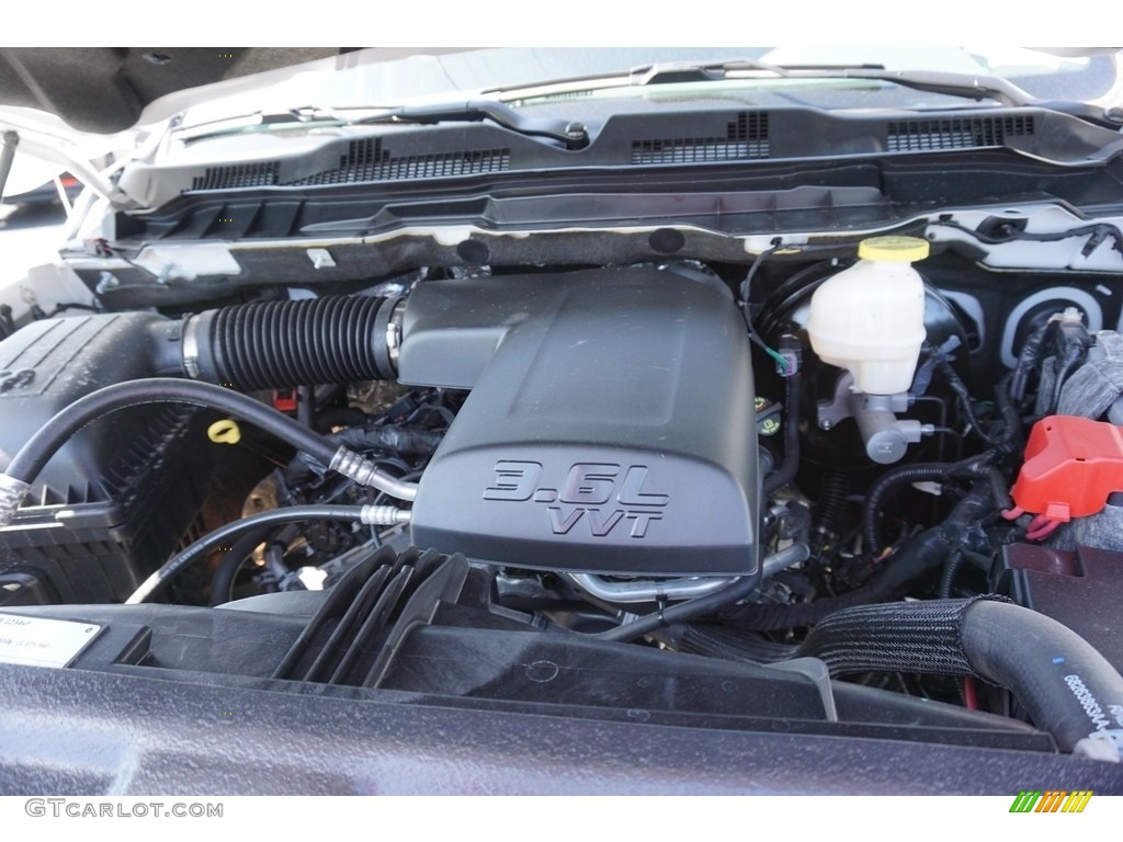2018 1500 Express Crew Cab - Bright White / Black/Diesel Gray photo #11