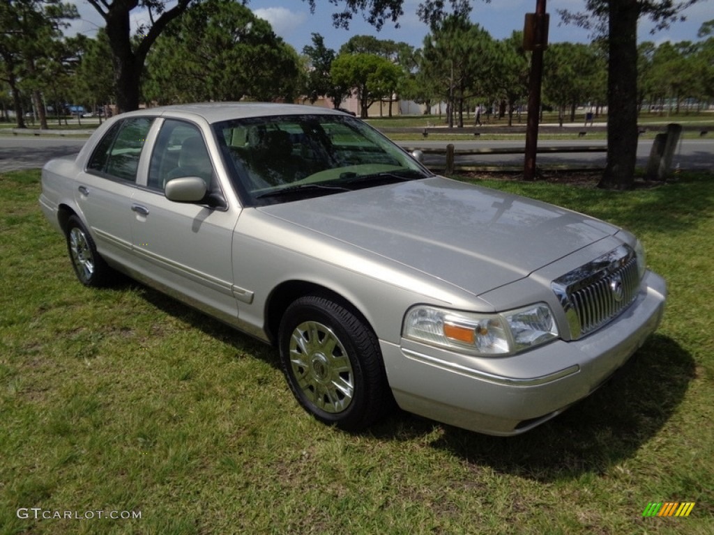 2006 Grand Marquis GS - Smokestone Metallic / Light Camel photo #1