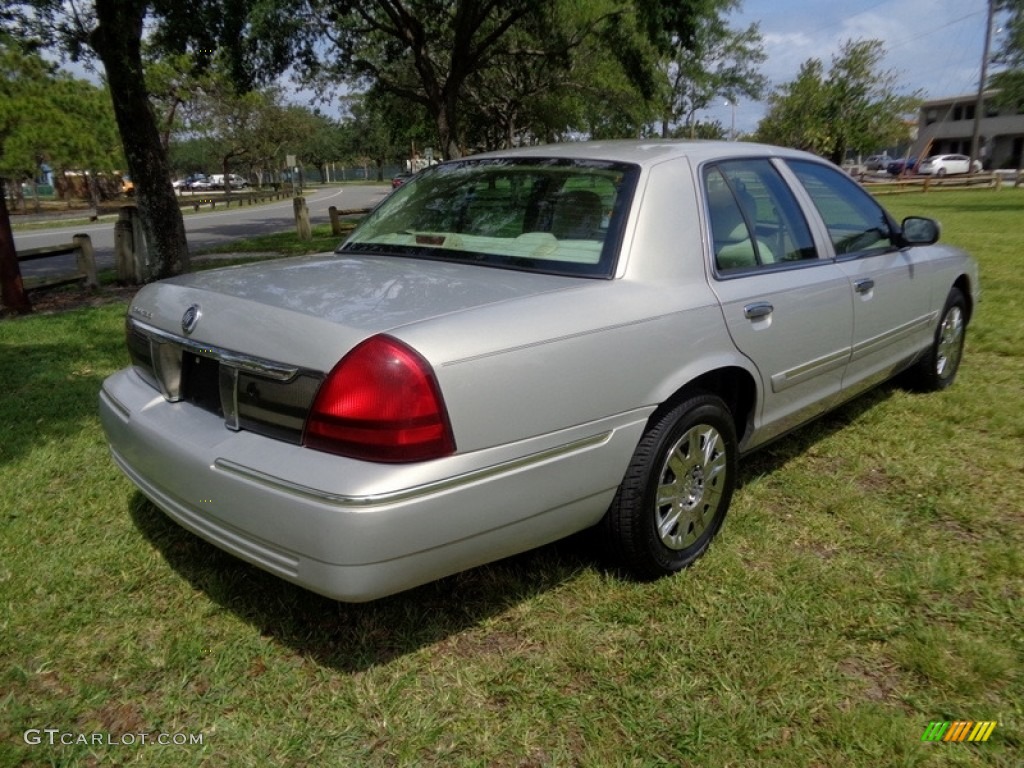 2006 Grand Marquis GS - Smokestone Metallic / Light Camel photo #5