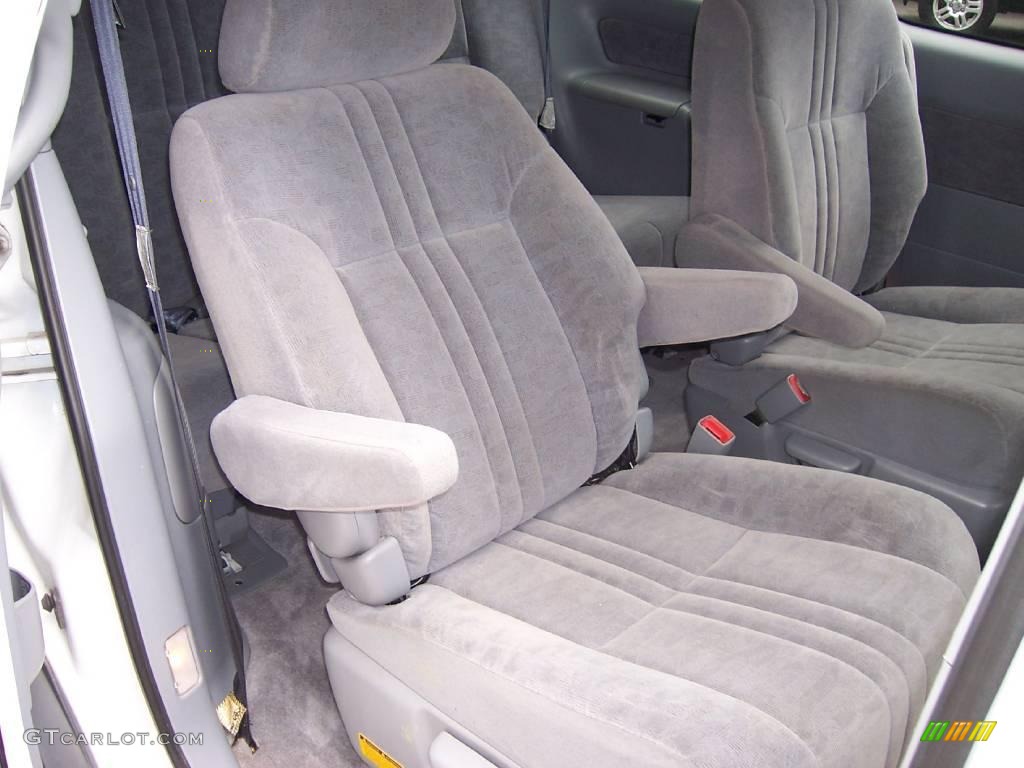 2003 Sienna LE - Super White / Gray photo #15