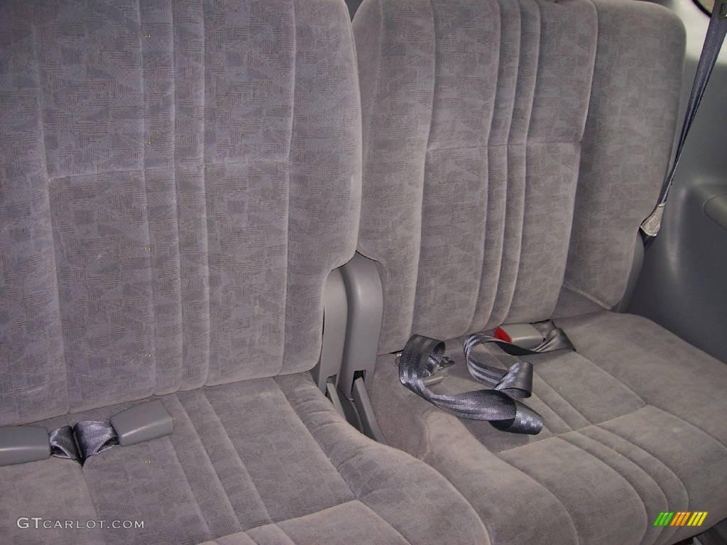 2003 Sienna LE - Super White / Gray photo #16