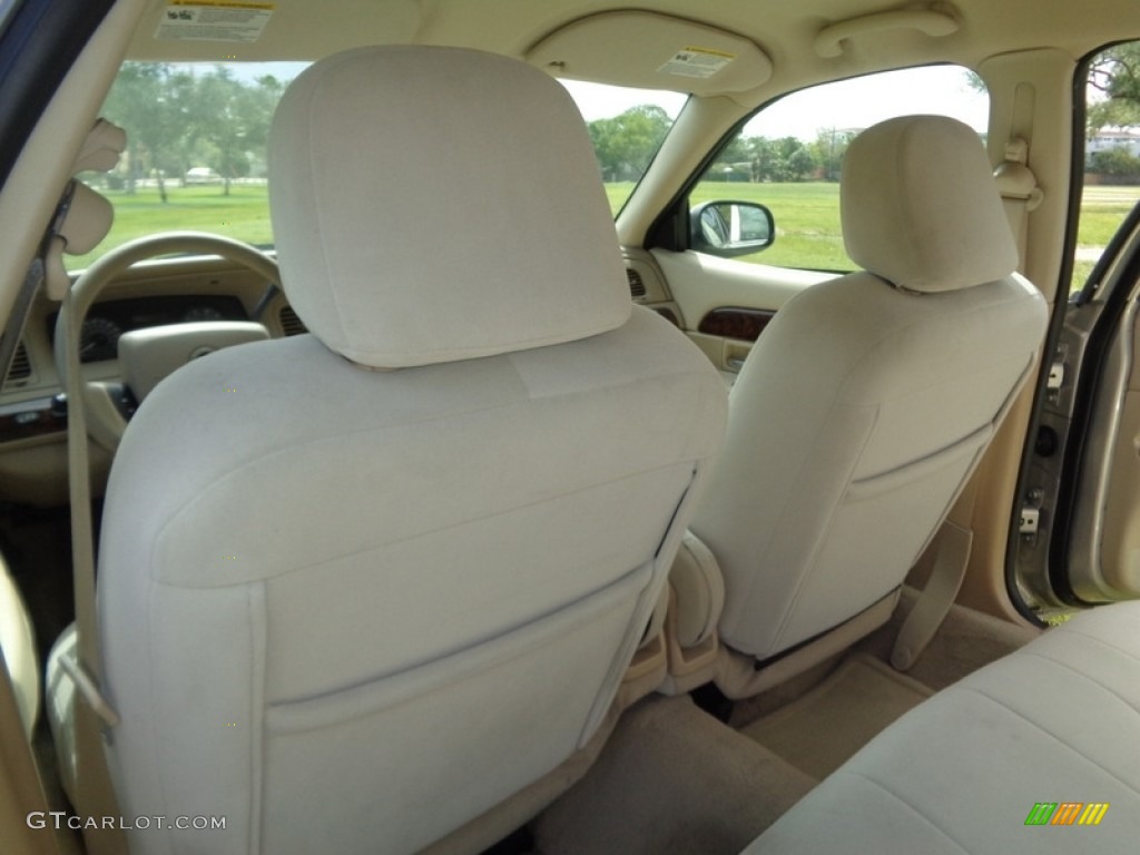 2006 Grand Marquis GS - Smokestone Metallic / Light Camel photo #35