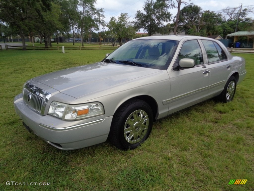 2006 Grand Marquis GS - Smokestone Metallic / Light Camel photo #59