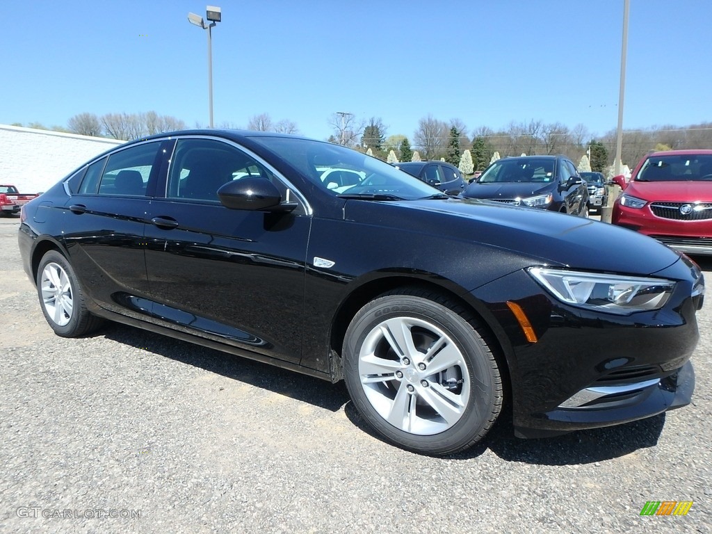 Ebony Twilight Metallic 2018 Buick Regal Sportback Preferred Exterior Photo #126928407