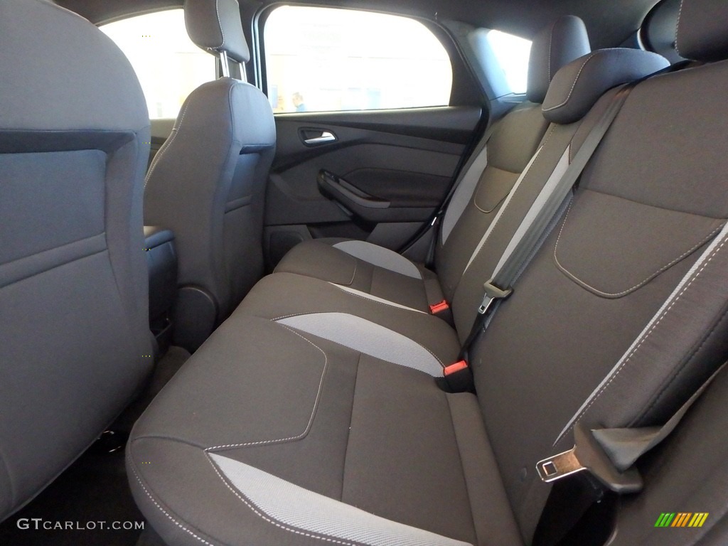 2018 Focus ST Hatch - Blue Metallic / Charcoal Black photo #7