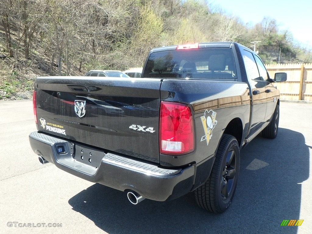2018 1500 Express Crew Cab 4x4 - Brilliant Black Crystal Pearl / Black/Diesel Gray photo #5