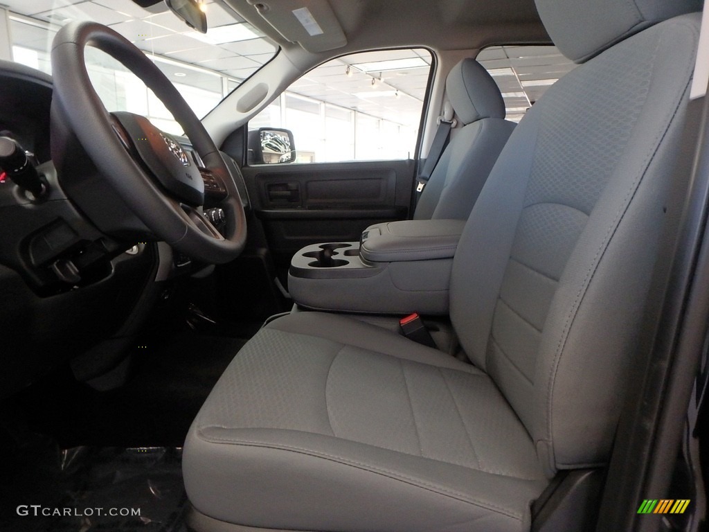 2018 1500 Express Crew Cab 4x4 - Brilliant Black Crystal Pearl / Black/Diesel Gray photo #10