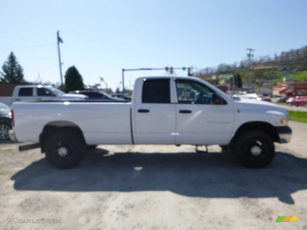 2005 Ram 2500 ST Quad Cab 4x4 - Bright White / Dark Slate Gray photo #6