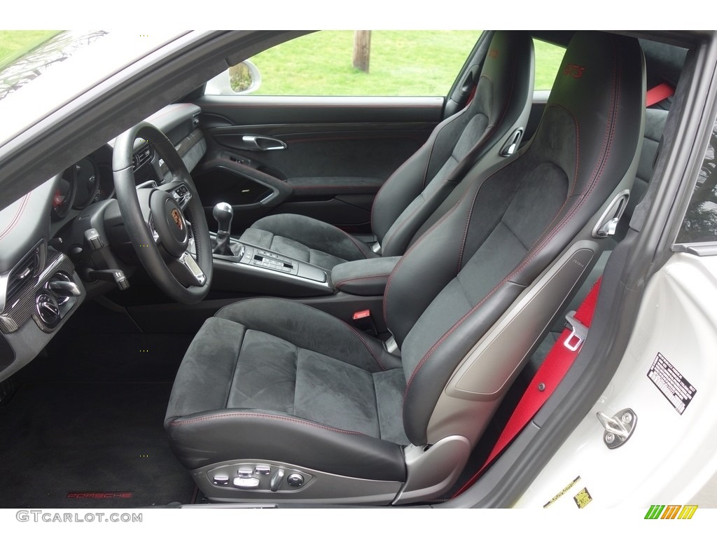 2018 Porsche 911 GTS Coupe Front Seat Photo #126931626
