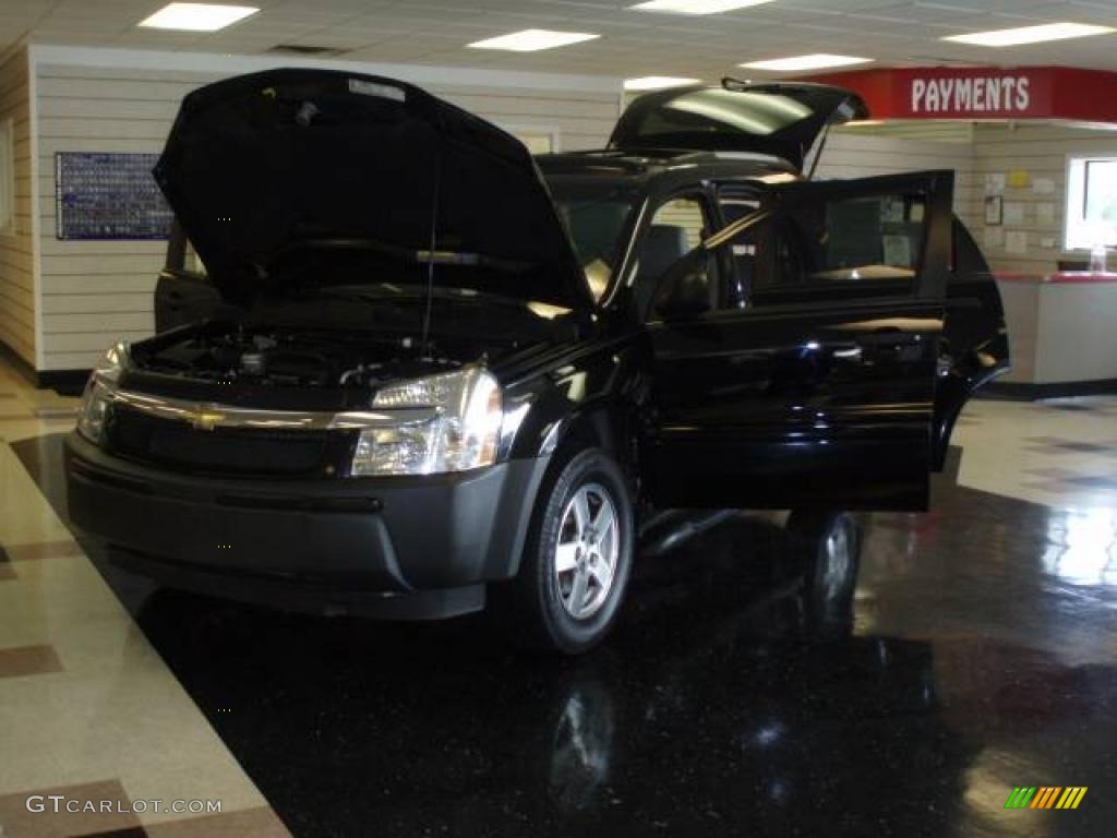 2005 Equinox LS AWD - Black / Light Gray photo #1