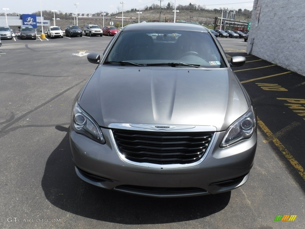 2012 200 S Sedan - Bright Silver Metallic / Black photo #5