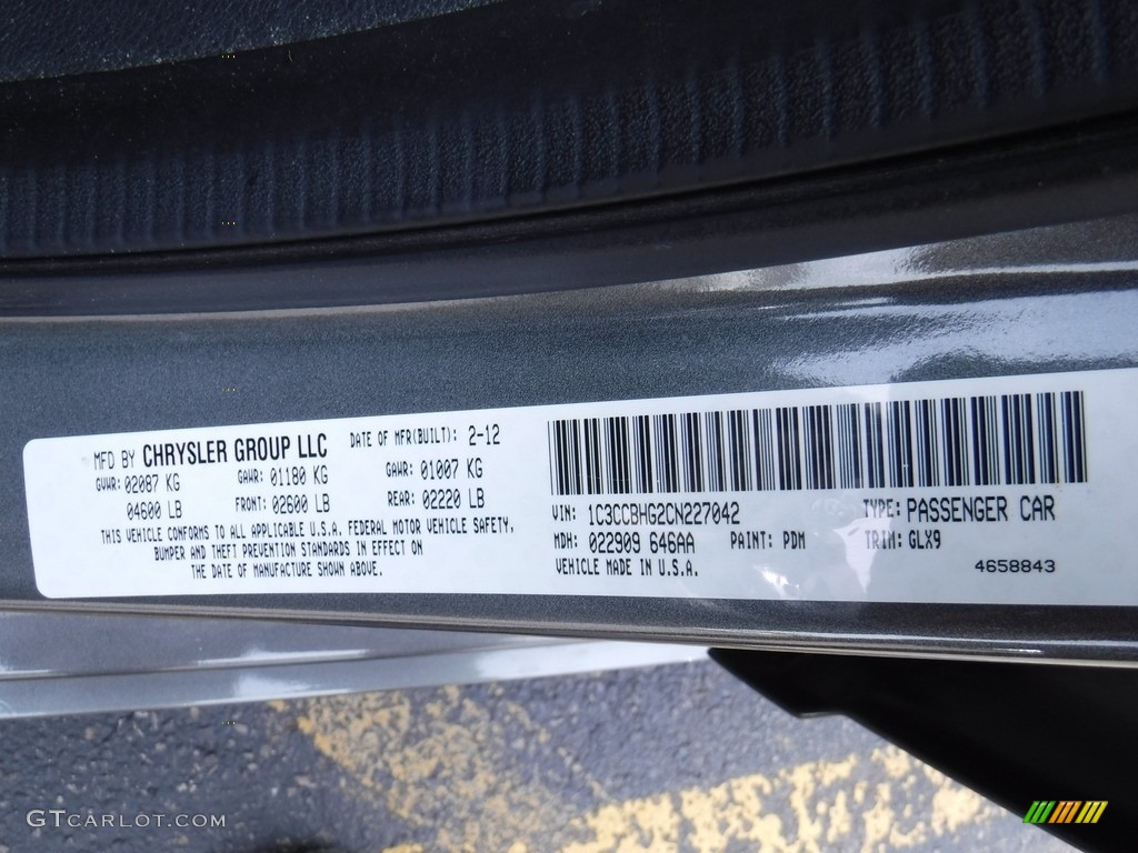 2012 200 S Sedan - Bright Silver Metallic / Black photo #23