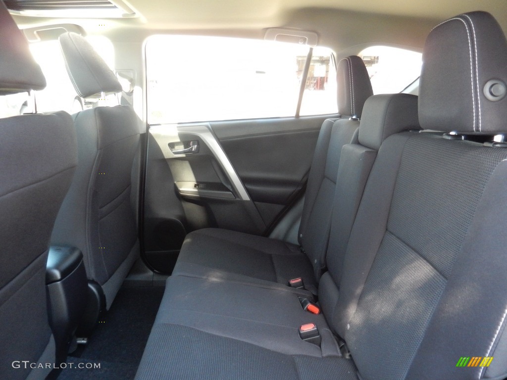 2018 RAV4 XLE AWD - Ruby Flare Pearl / Black photo #5
