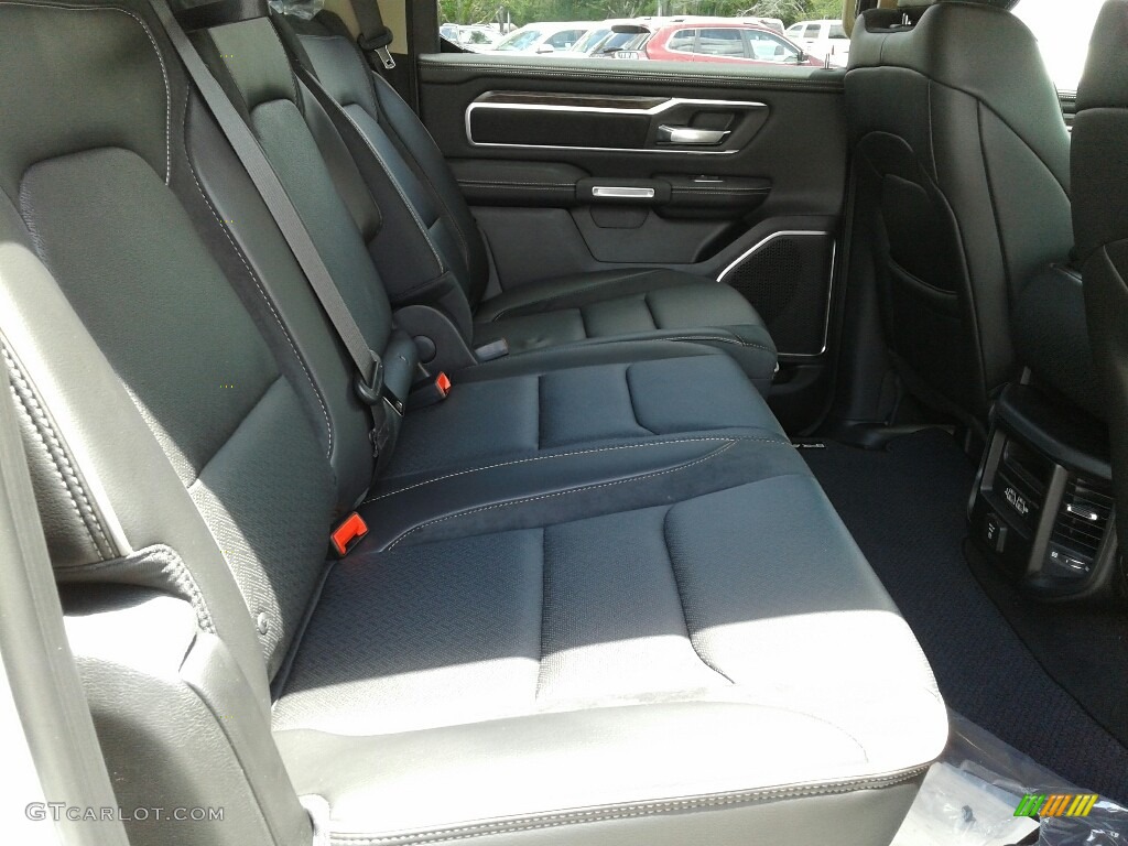 2019 1500 Laramie Crew Cab 4x4 - Billett Silver Metallic / Black photo #11