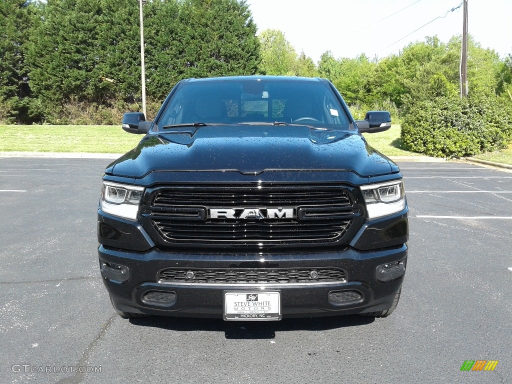 2019 1500 Big Horn Crew Cab 4x4 - Diamond Black Crystal Pearl / Black photo #3