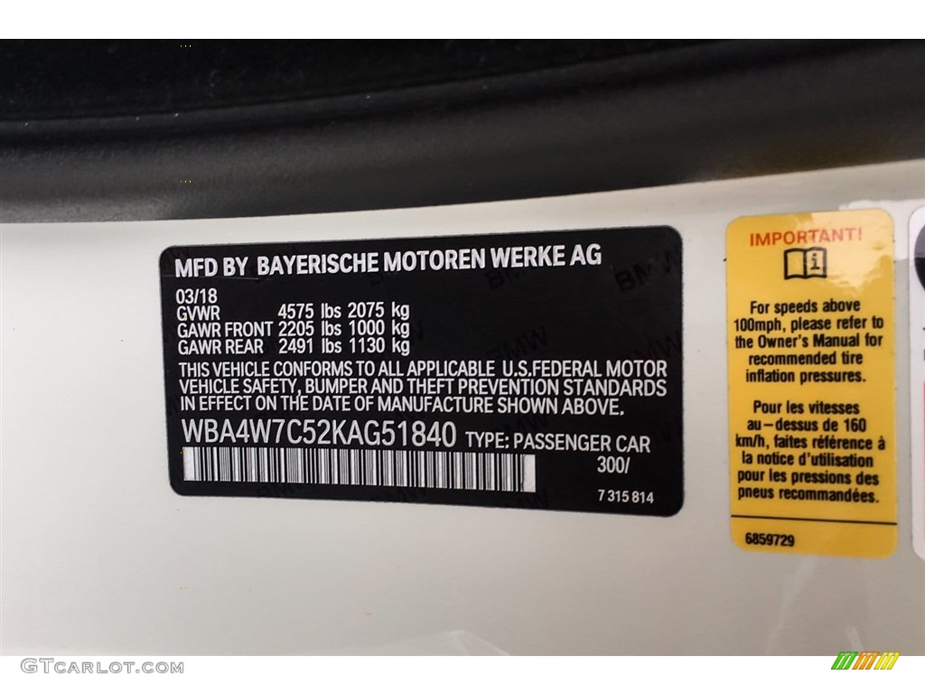 2019 4 Series Color Code 300 for Alpine White Photo #126957410