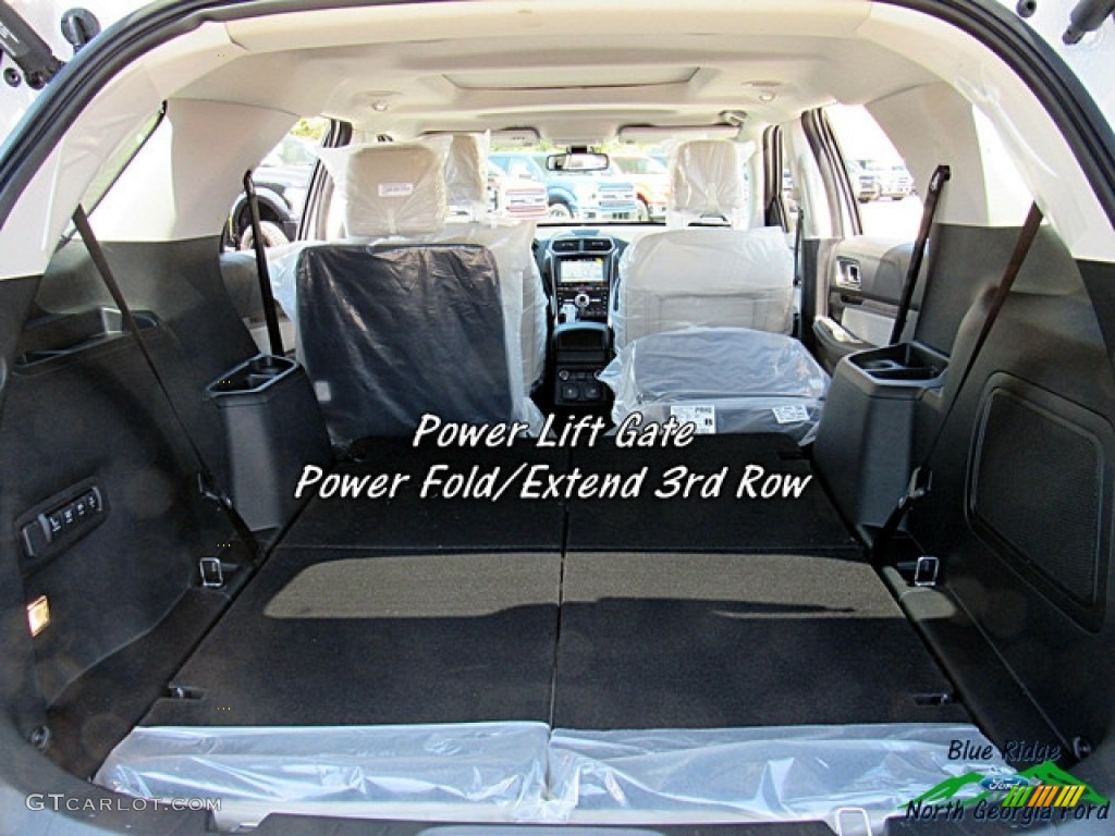 2018 Explorer Platinum 4WD - White Platinum / Medium Soft Ceramic photo #14