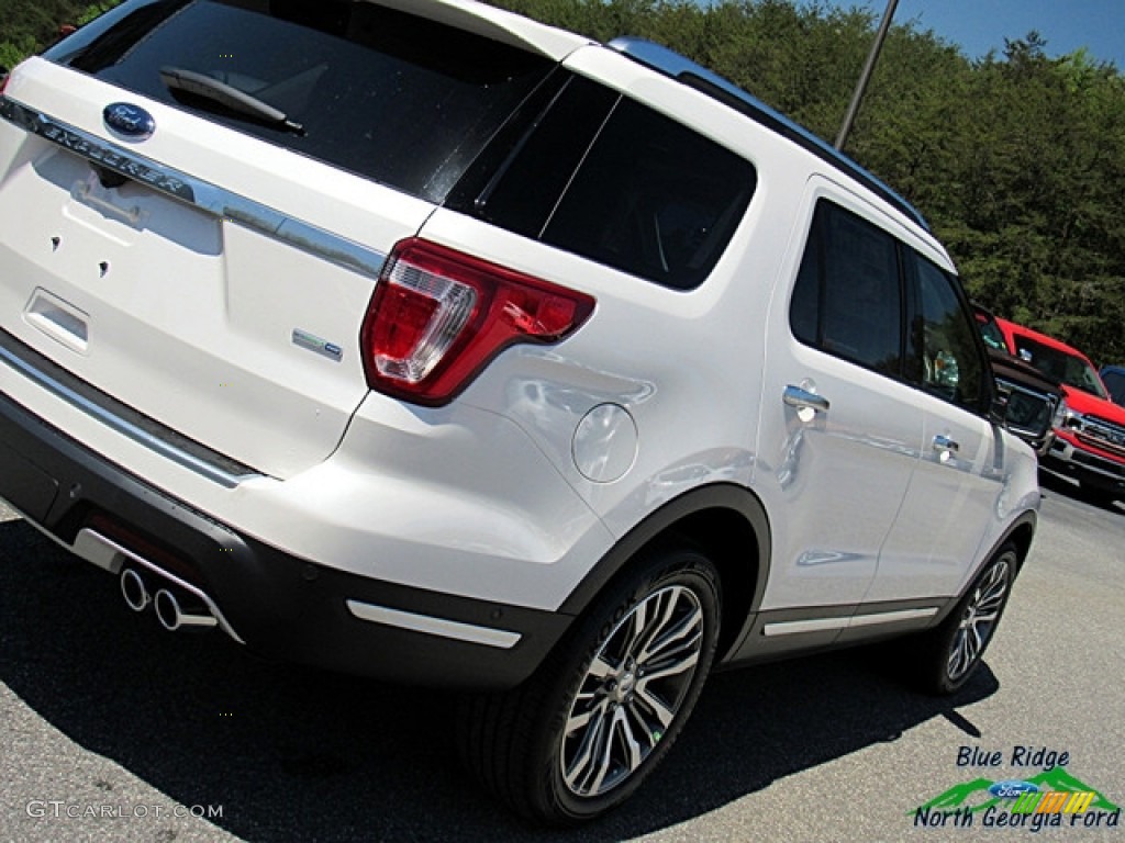 2018 Explorer Platinum 4WD - White Platinum / Medium Soft Ceramic photo #34