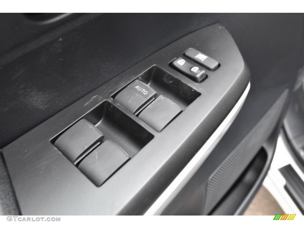 2018 Tundra SR5 CrewMax 4x4 - Super White / Black photo #23