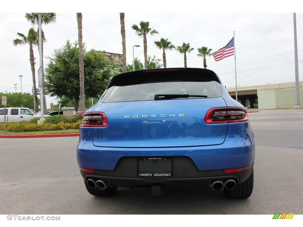 2017 Macan S - Sapphire Blue Metallic / Black photo #8