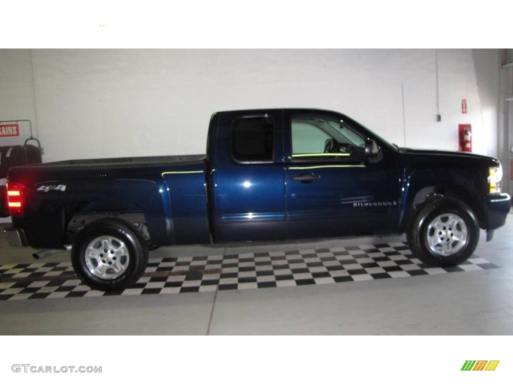 2009 Silverado 1500 LT Extended Cab 4x4 - Imperial Blue Metallic / Ebony photo #2