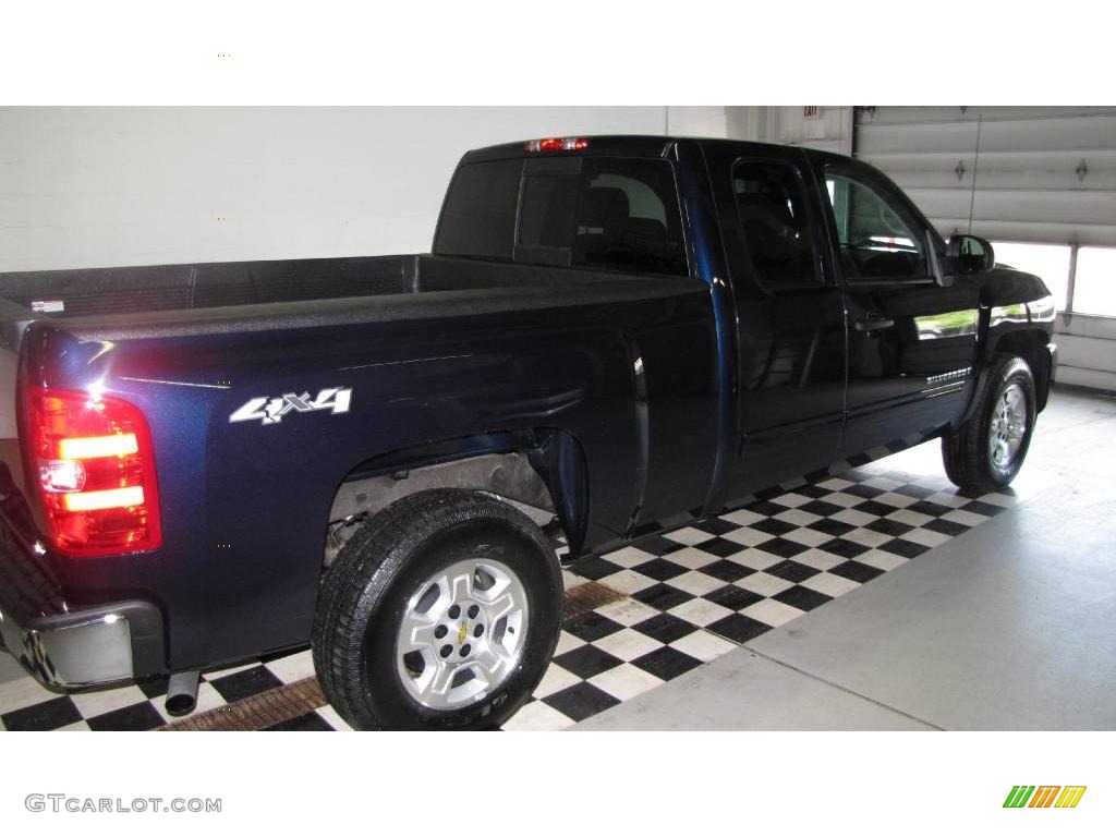 2009 Silverado 1500 LT Extended Cab 4x4 - Imperial Blue Metallic / Ebony photo #4