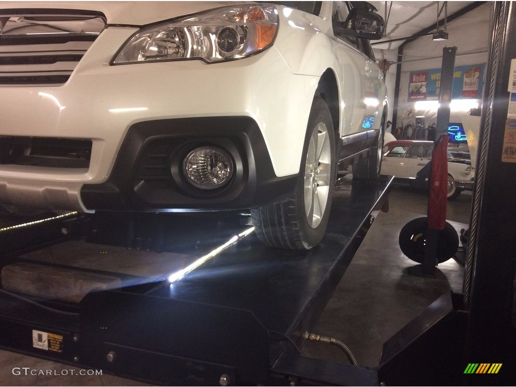 2014 Outback 2.5i Limited - Satin White Pearl / Ivory photo #24