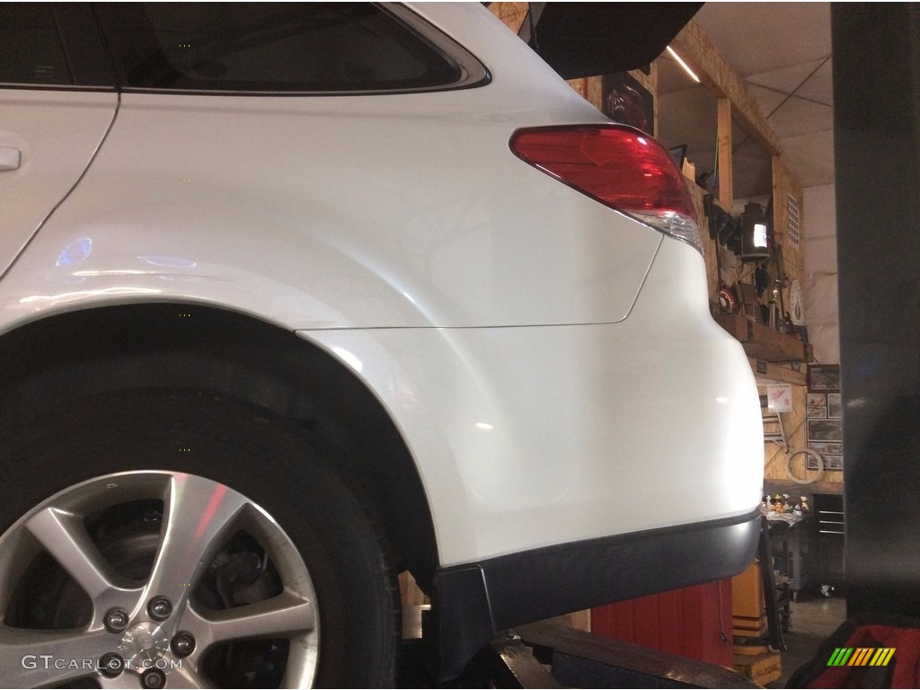 2014 Outback 2.5i Limited - Satin White Pearl / Ivory photo #28