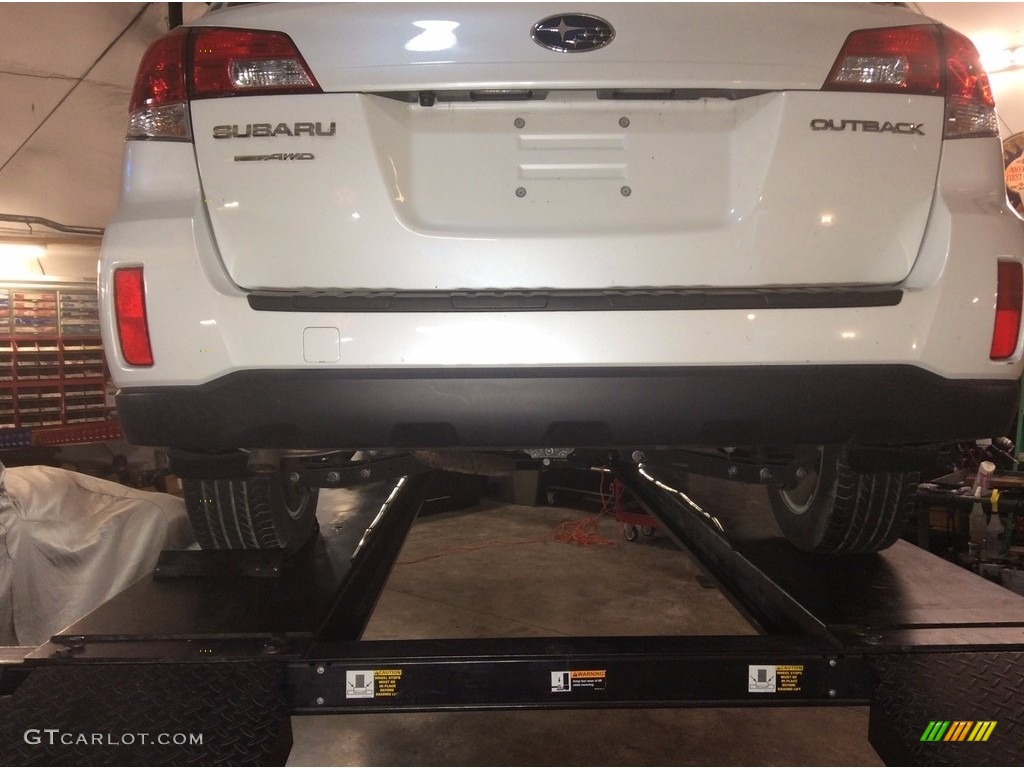 2014 Outback 2.5i Limited - Satin White Pearl / Ivory photo #29