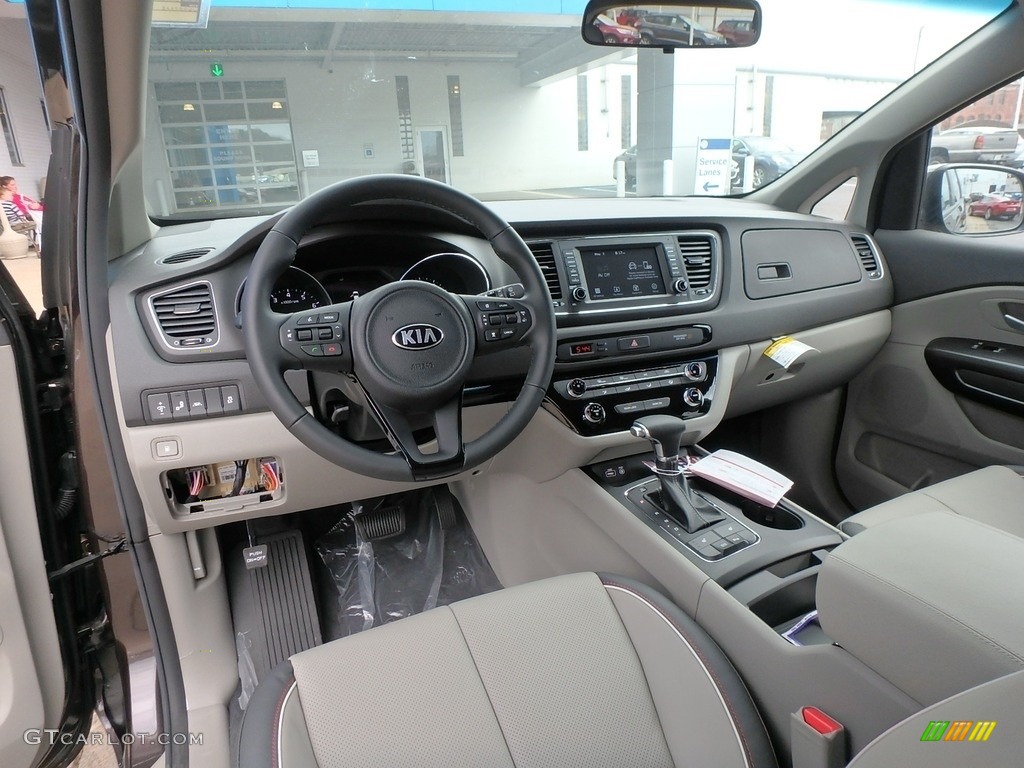 2018 Sedona LX - Titanium Bronze / Camel Beige photo #13
